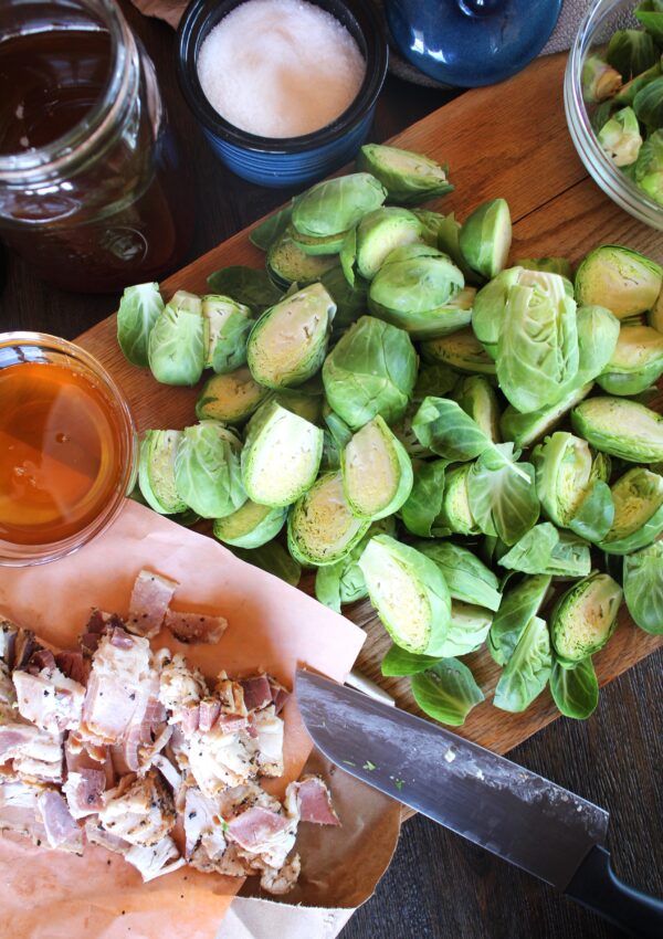 Maple Roasted Brussels Sprouts with Bacon – Quick and Delicious
